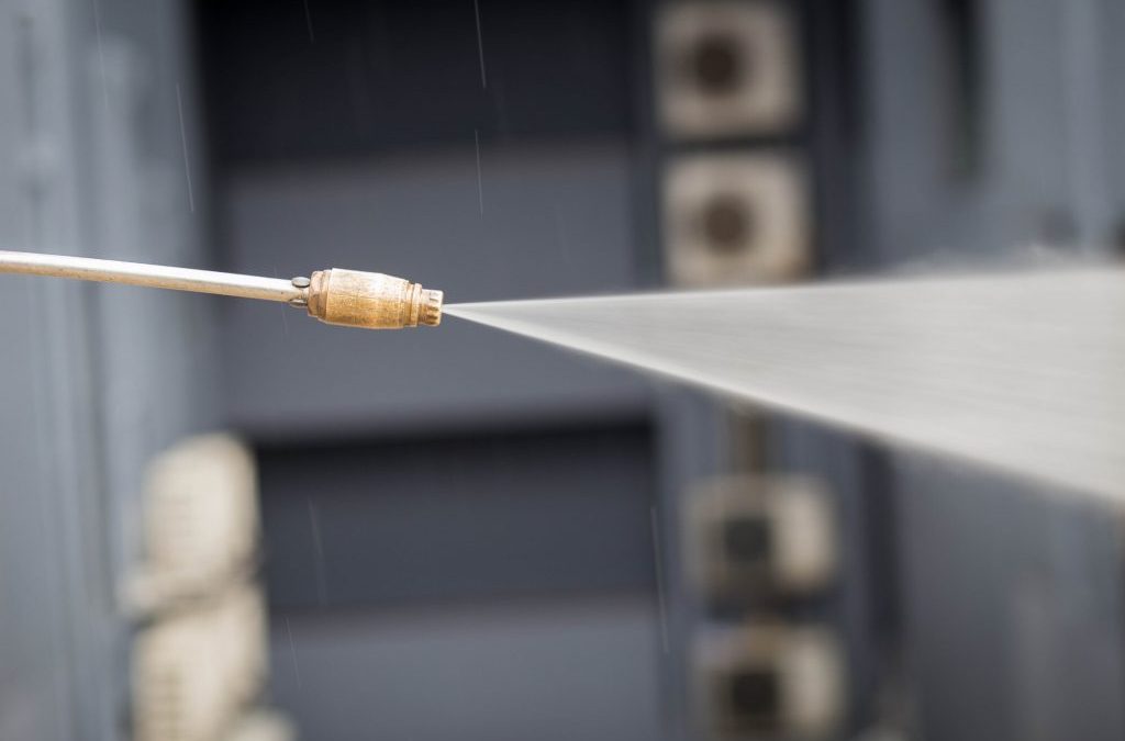 5 Reasons Why You Should NEVER Power Wash Your Home